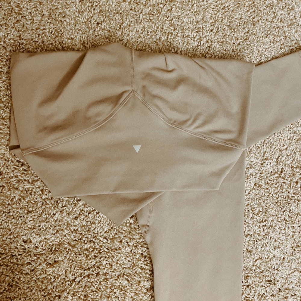 Balance athletica leggings size medium! Brand new condition